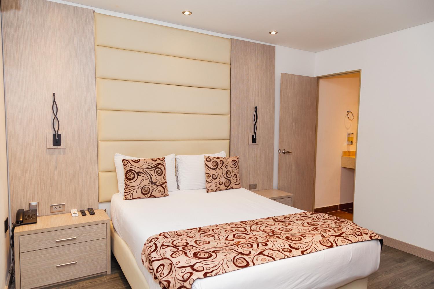 מדיין Hotel Laureles Loft מראה חיצוני תמונה
